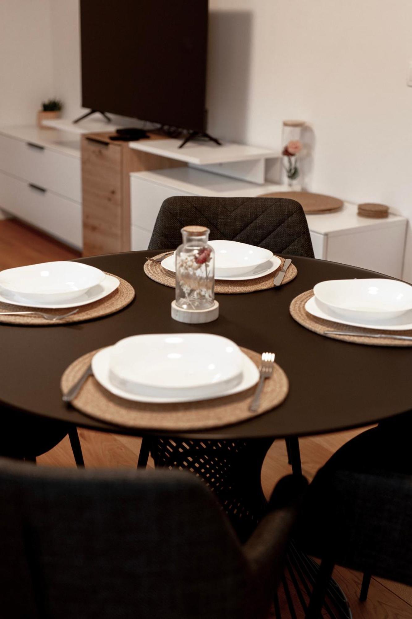 Aura Apartments Zirovnica Εξωτερικό φωτογραφία