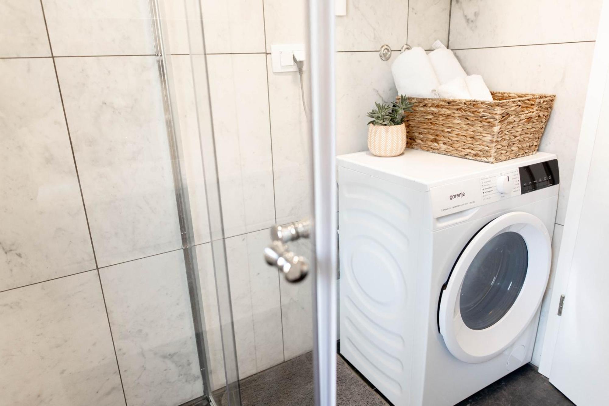 Aura Apartments Zirovnica Εξωτερικό φωτογραφία