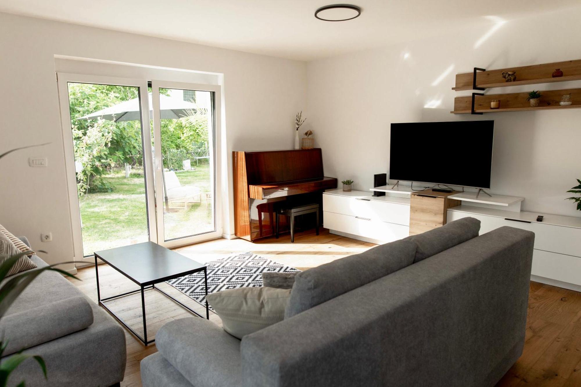 Aura Apartments Zirovnica Δωμάτιο φωτογραφία